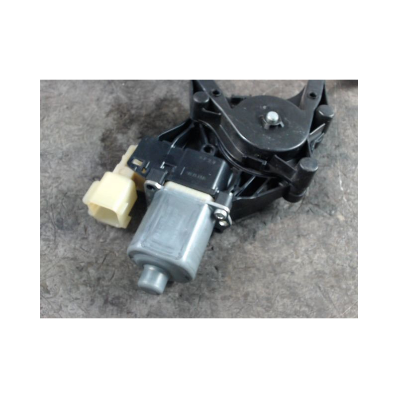 MECANISME LEVE-GLACE AVANT GAUCHE FORD FIESTA