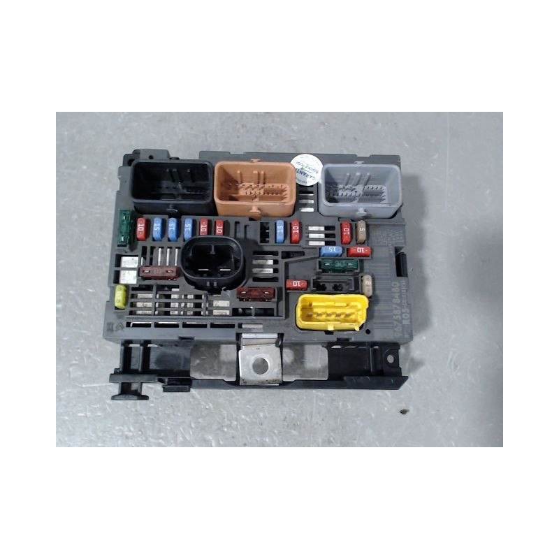 BOITE A FUSIBLES PEUGEOT PARTNER TEPEE 2008-