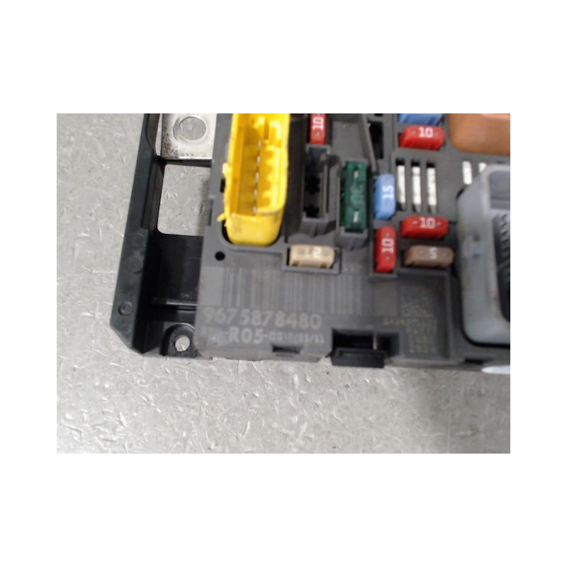 BOITE A FUSIBLES PEUGEOT PARTNER TEPEE 2008-