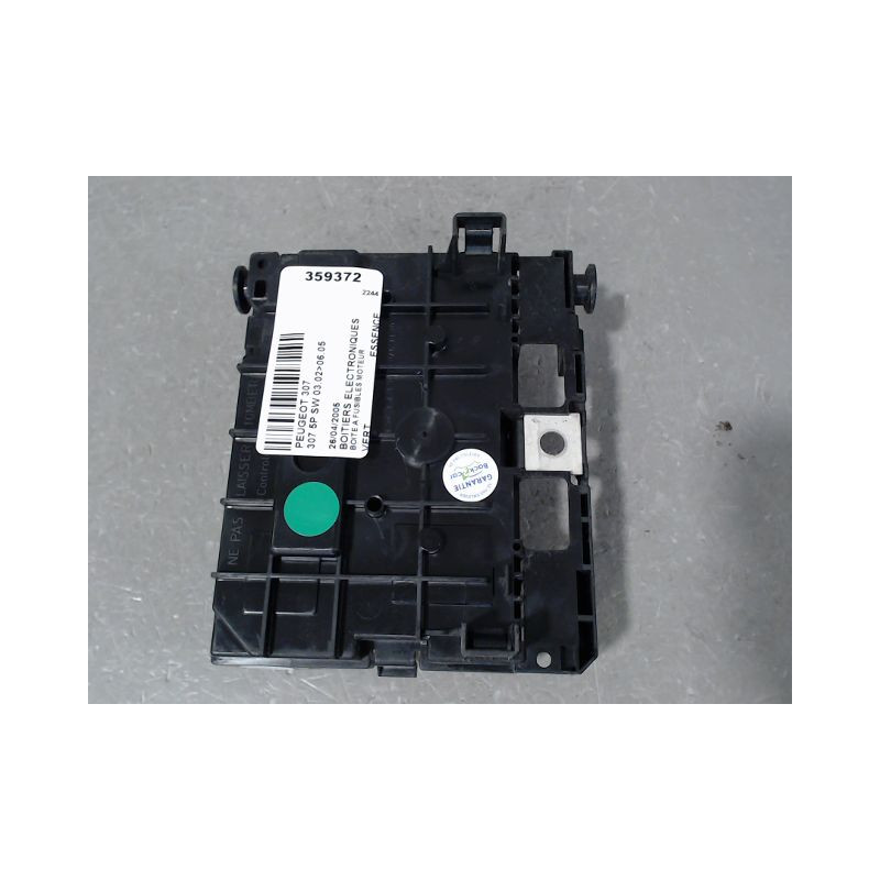 BOITE A FUSIBLES PEUGEOT 307 SW 02-05