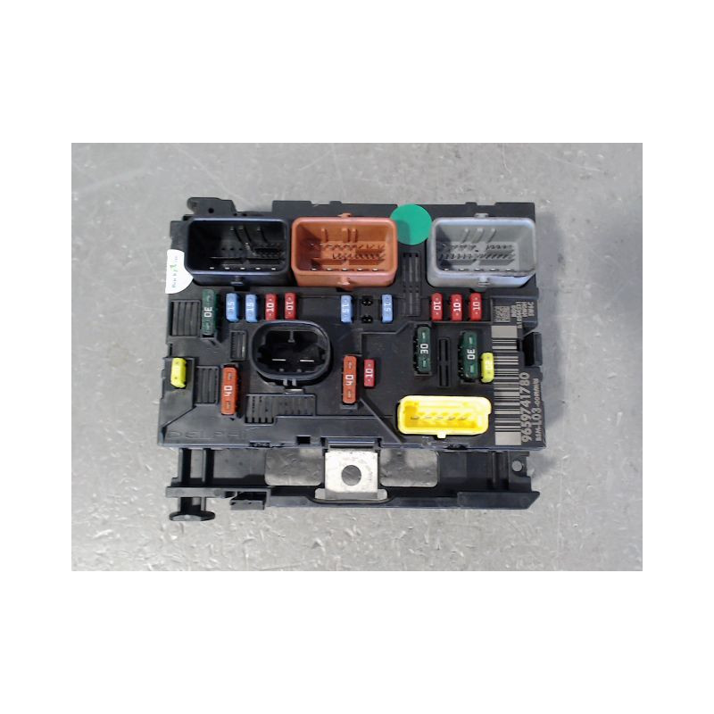BOITE A FUSIBLES CITROEN C3 1.4I