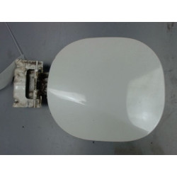 VOLET DE TRAPPE CARBURANT
