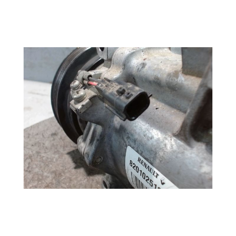 COMPRESSEUR AIR CONDITIONNE DACIA SANDERO