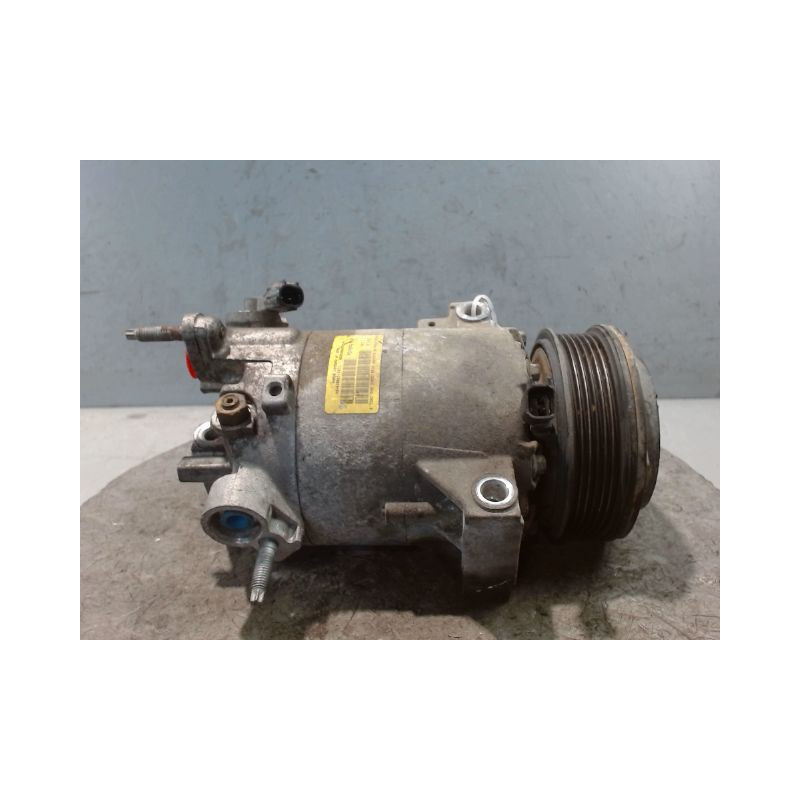 COMPRESSEUR AIR CONDITIONNE FORD FIESTA