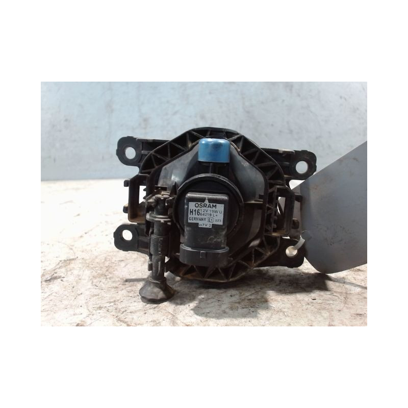 PHARE ANTIBROUILLARD AVANT DROIT DACIA SANDERO 2008-