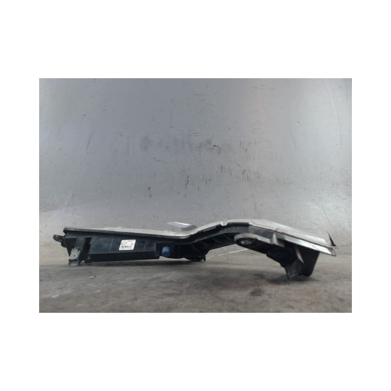 FEUX POSITION GAUCHE PEUGEOT 308 SW 2008-