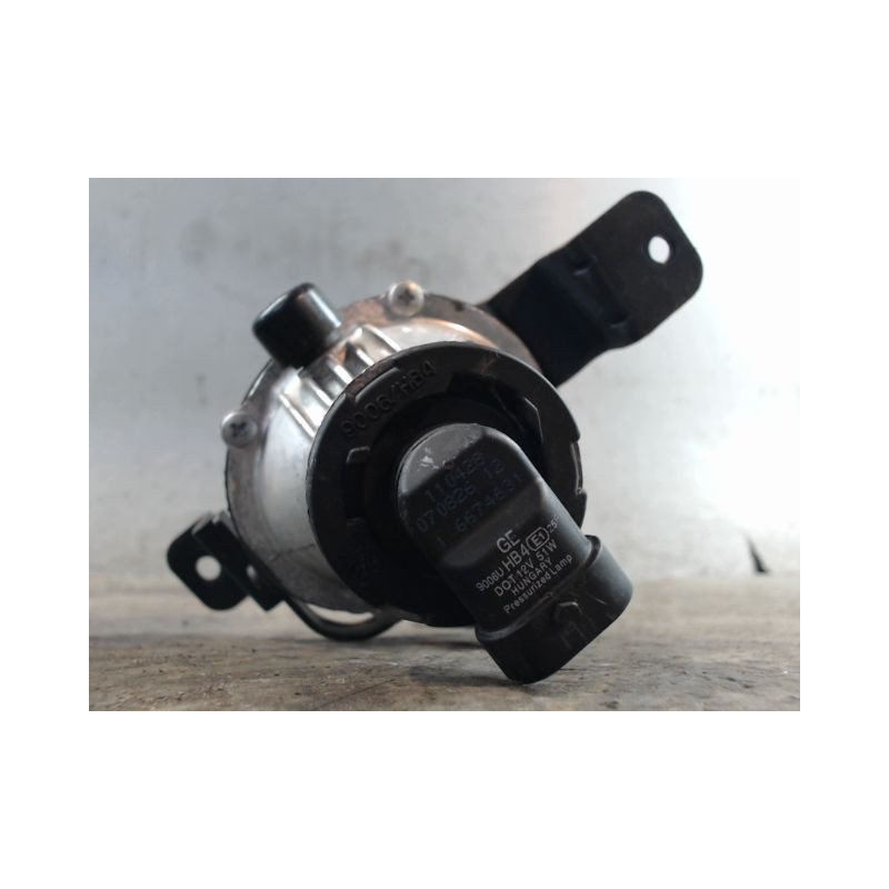 PHARE ANTIBROUILLARD AVANT DROIT CHEVROLET SPARK