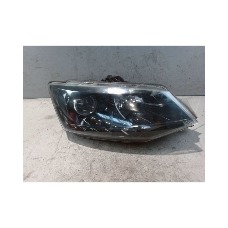 PHARE DROIT SKODA FABIA BREAK 2008-