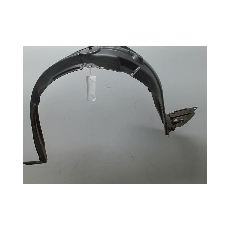 PARE-BOUE AVANT DROIT TOYOTA YARIS 2005-