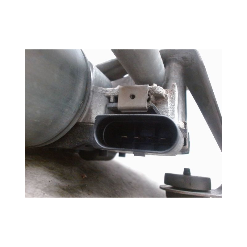 MOTEUR ESSUIE-GLACE AVG VOLKSWAGEN TOURAN