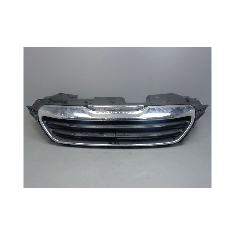 GRILLE CALANDRE PEUGEOT 108