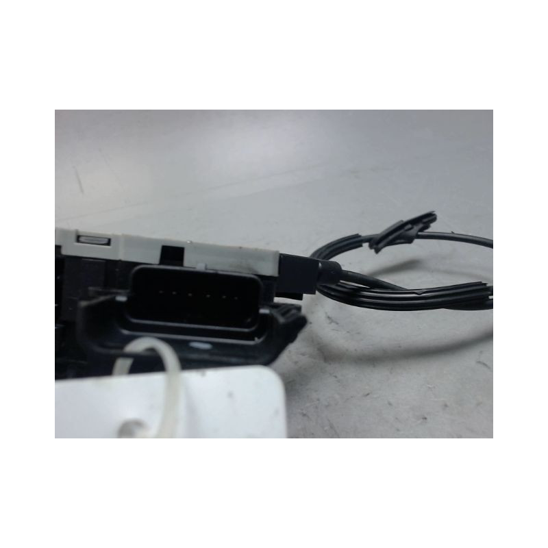 SYSTEME CONDAMNATION ARRIERE GAUCHE CITROEN C3 PICASSO PHASE 1 1.6 HDI - 1