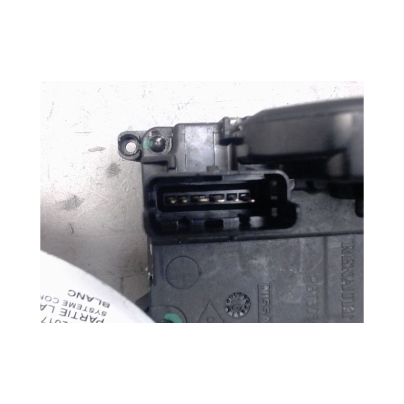 SYSTEME CONDAMNATION AVANT GAUCHE RENAULT MASTER 3
