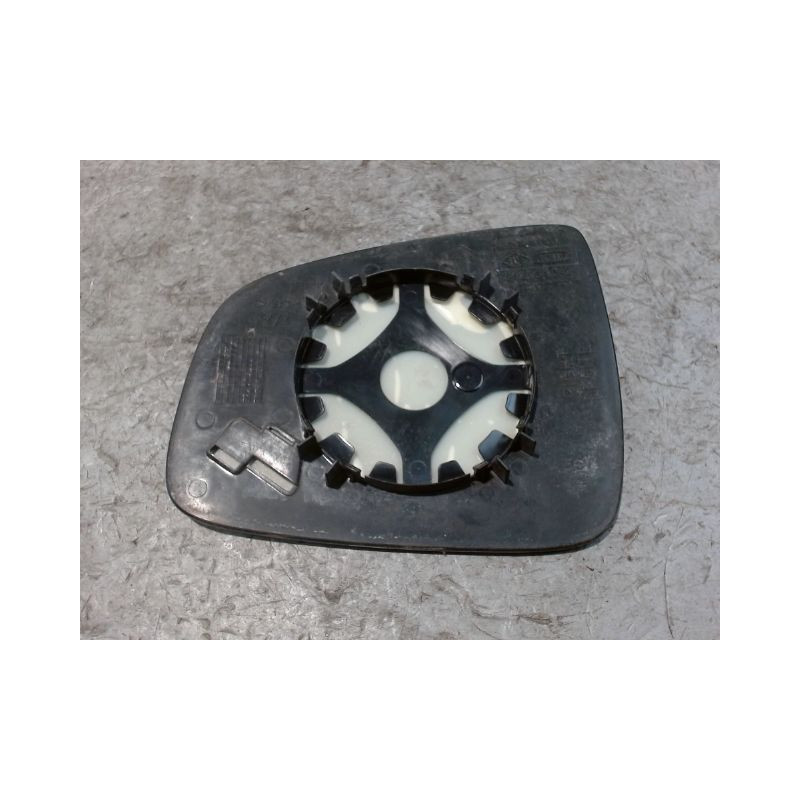 GLACE RETROVISEUR EXT D DACIA SANDERO 2008-