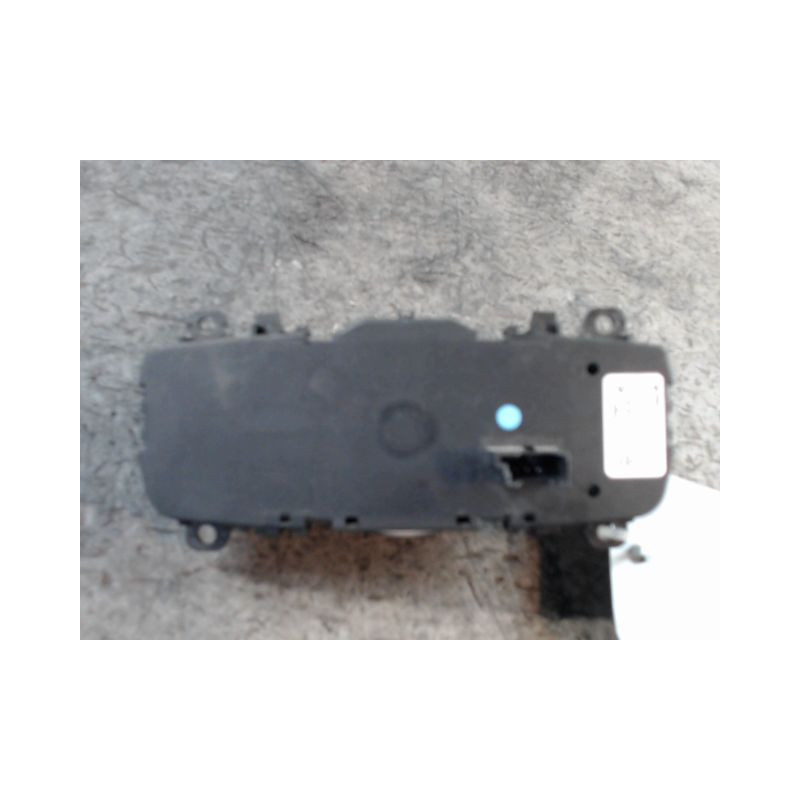 COMMANDE ECLAIRAGE MINI MINI 2010-