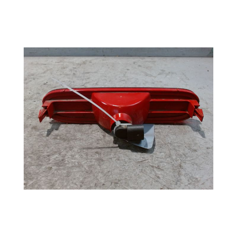 FEU BROUILLARD CENTRAL ARRIERE MINI MINI 2010-