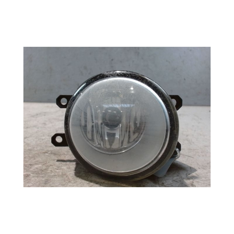 PHARE ANTIBROUILLARD AVANT DROIT TOYOTA RAV4 2006