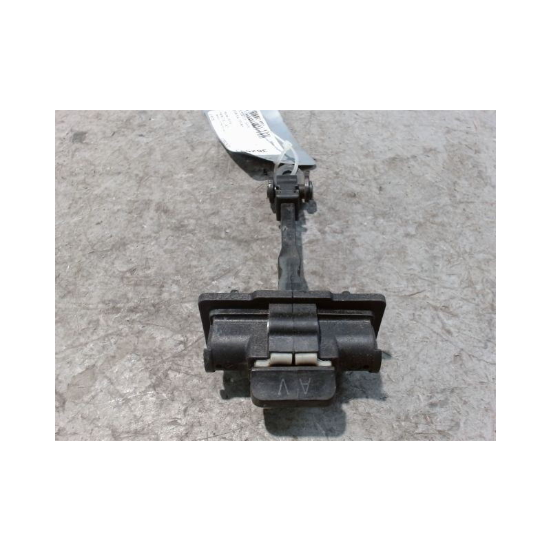 TIRANT PORTE AVANT GAUCHE PEUGEOT 3008 2009-