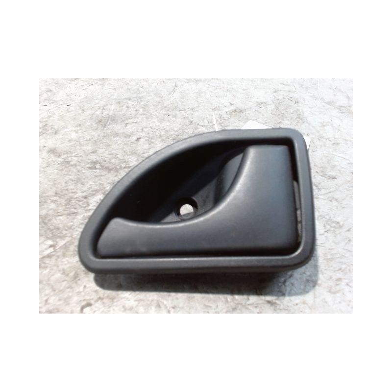 POIGNEE INTERIEURE PORTE AVANT DROIT RENAULT KANGOO 2003-2007