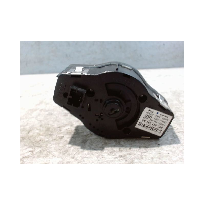 COMMANDE ECLAIRAGE AUDI Q5