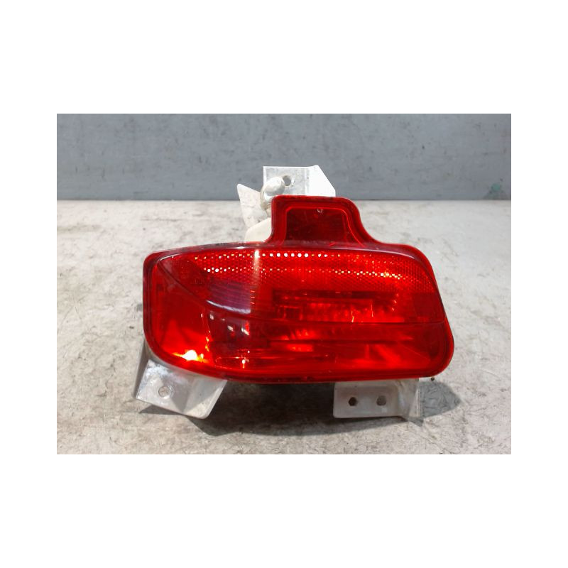 FEU BROUILLARD ARRIERE GAUCHE OPEL ZAFIRA 2006-