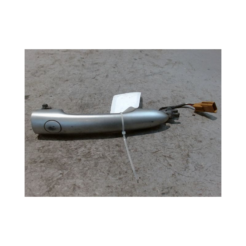 POIGNEE EXTERIEURE PORTE AVANT GAUCHE RENAULT SCENIC II PH2 2006-