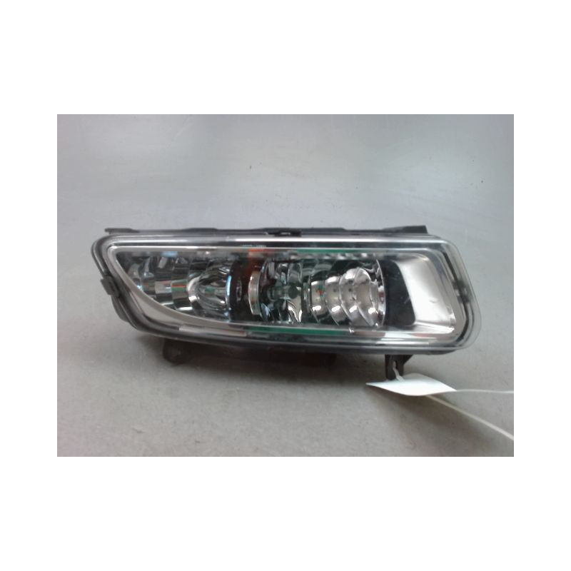 PHARE ANTIBROUILLARD AVANT DROIT VOLKSWAGEN POLO V Phase 1 2009-...