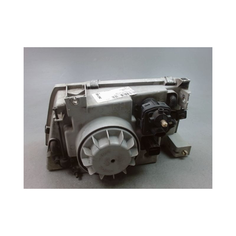 PHARE DROIT HYUNDAI GALLOPER -99