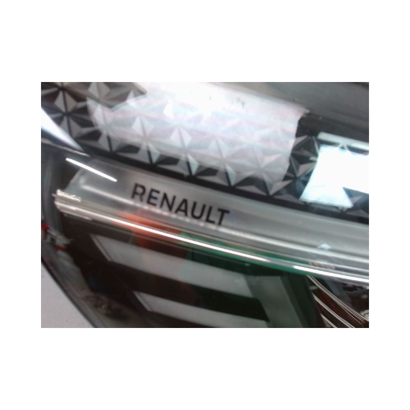 PHARE DROIT RENAULT MEGANE
