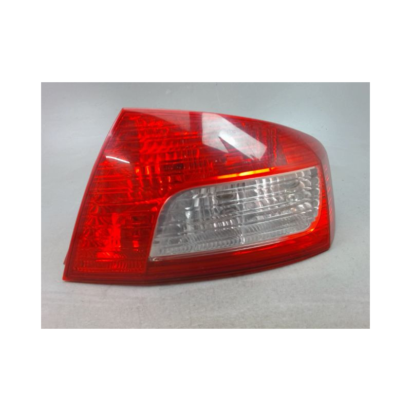 FEU ARRIERE DROIT PEUGEOT 407 BERL. Phase 2 2008-2011