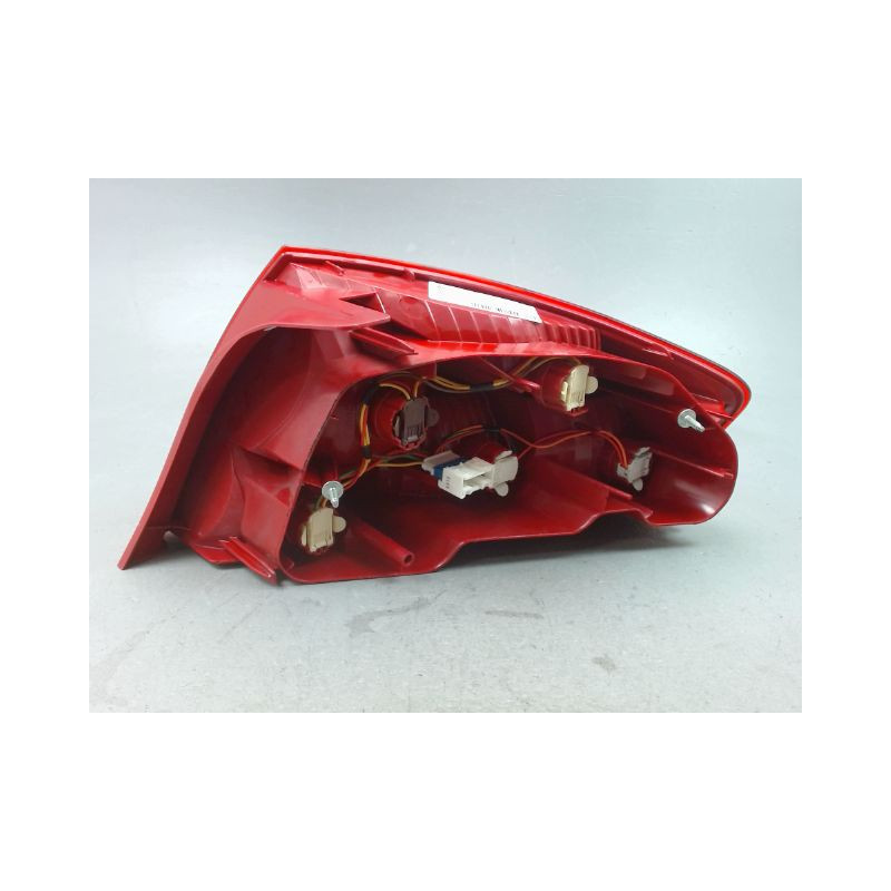 FEU ARRIERE GAUCHE  PEUGEOT 407 BERL. Phase 2 2008-2011