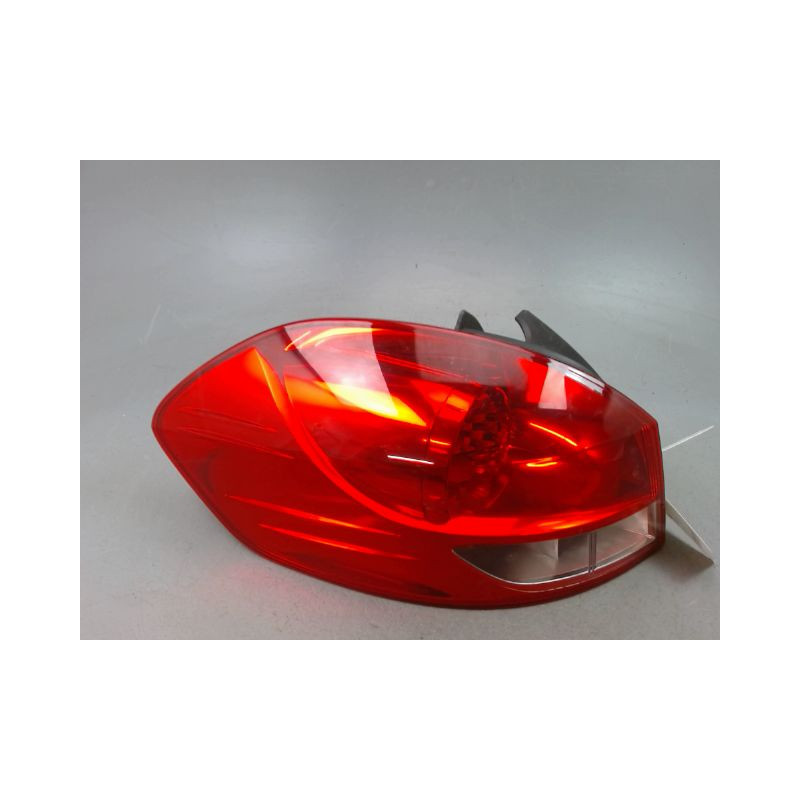 FEU ARRIERE GAUCHE  RENAULT CLIO ESTATE III Phase 2 2009-2014