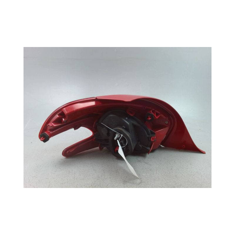 FEU ARRIERE DROIT PEUGEOT 208 Phase 1 2012-...
