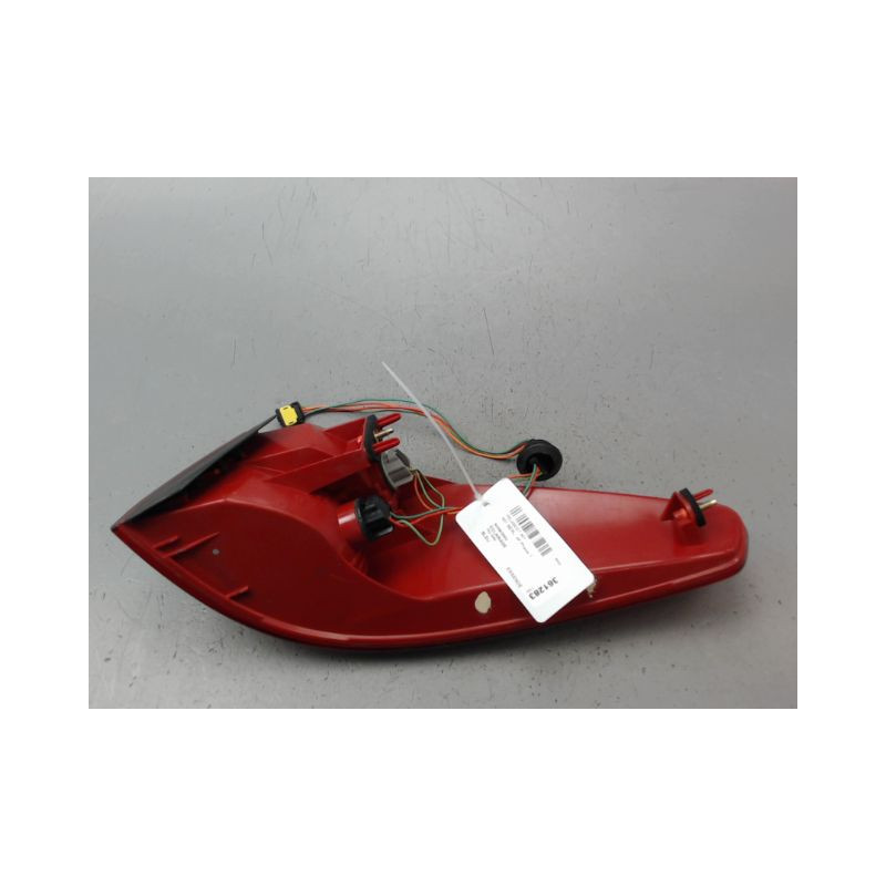 FEU ARRIERE GAUCHE  PEUGEOT 607 BERL. Phase 1 1999-2004