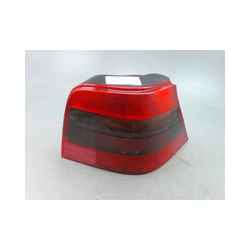 FEU ARRIERE DROIT VOLKSWAGEN GOLF IV (1J) 1998-2004