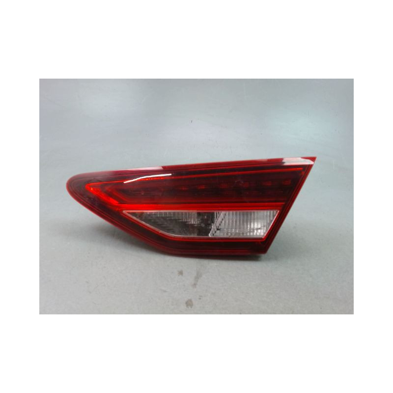FEU ARRIERE INTERIEUR DROIT SEAT LEON 2009-