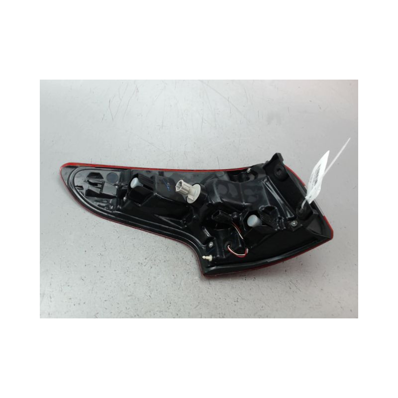 FEU ARRIERE DROIT NISSAN QASHQAI BREAK II Phase 1 2014-...