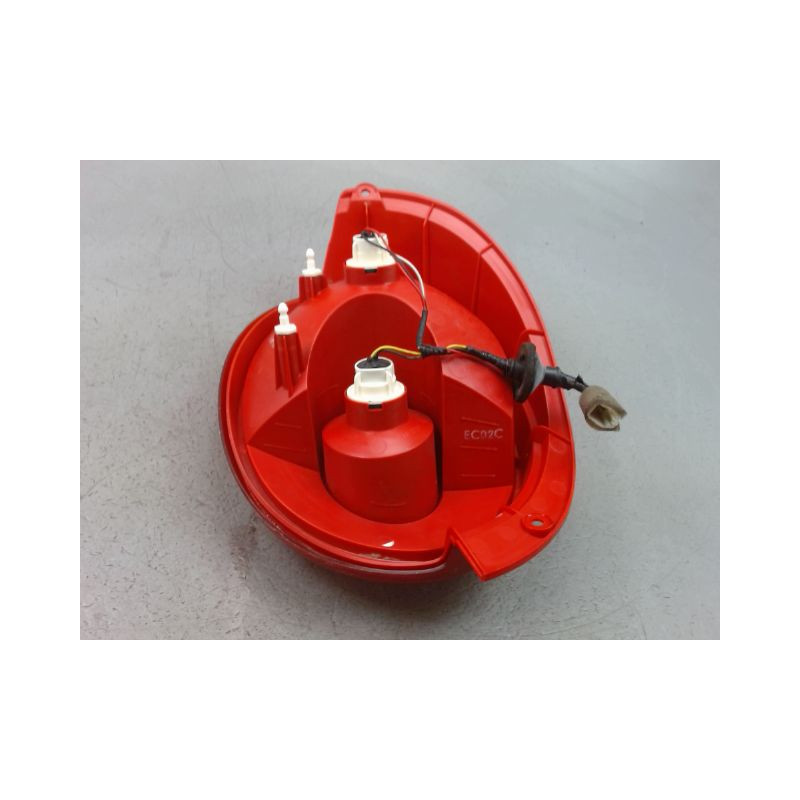 FEU ARRIERE DROIT CHEVROLET MATIZ