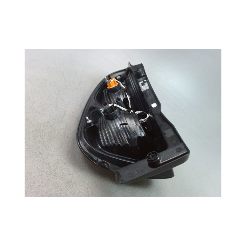 FEU ARRIERE DROIT CITROEN C3 PICASSO MONOSP. Phase 1 2009-2012