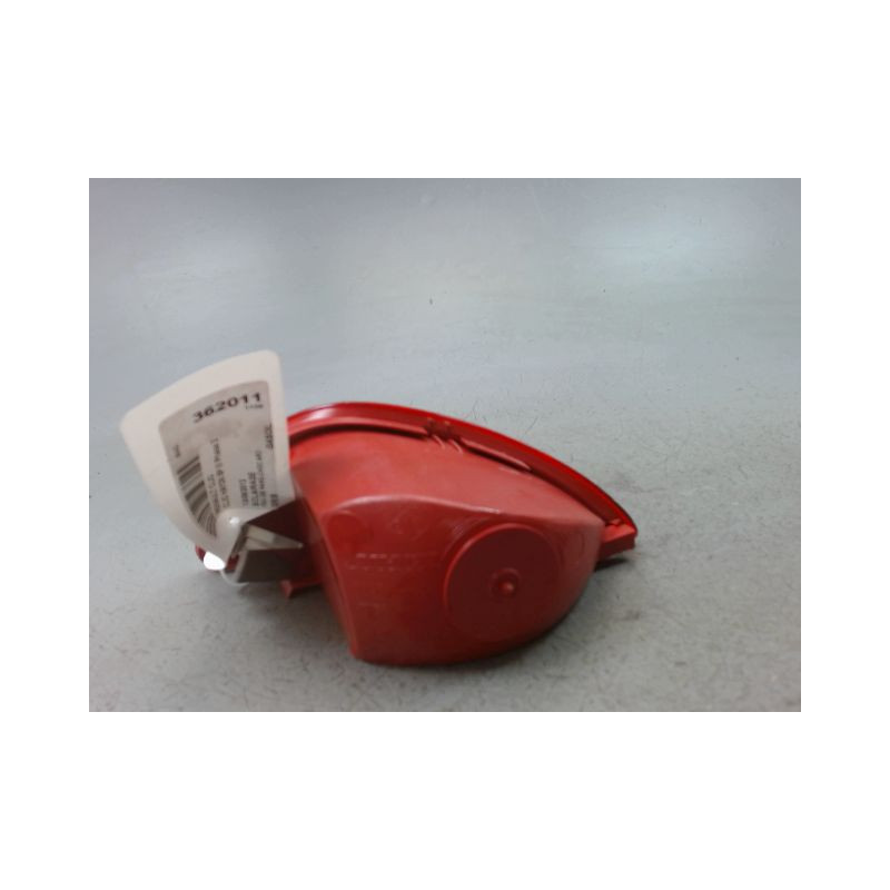 FEU DE PARE-CHOC ARRIERE DROIT RENAULT CLIO III Phase 2 2009-2014