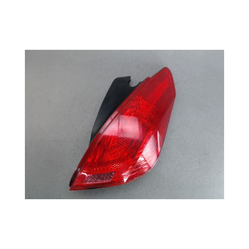 FEU ARRIERE DROIT PEUGEOT 308