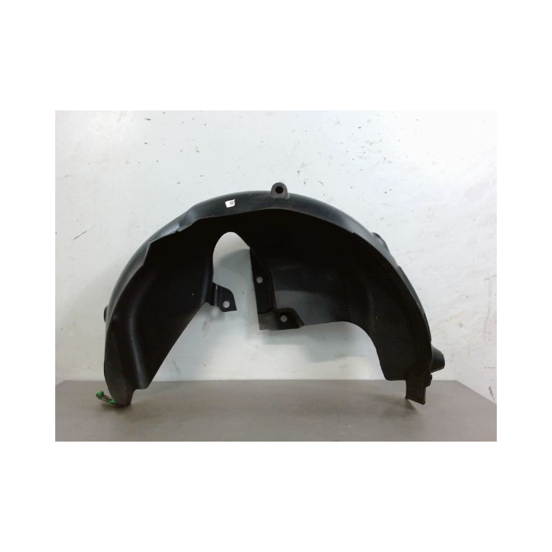 PARE-BOUE ARRIERE DROIT RENAULT CLIO