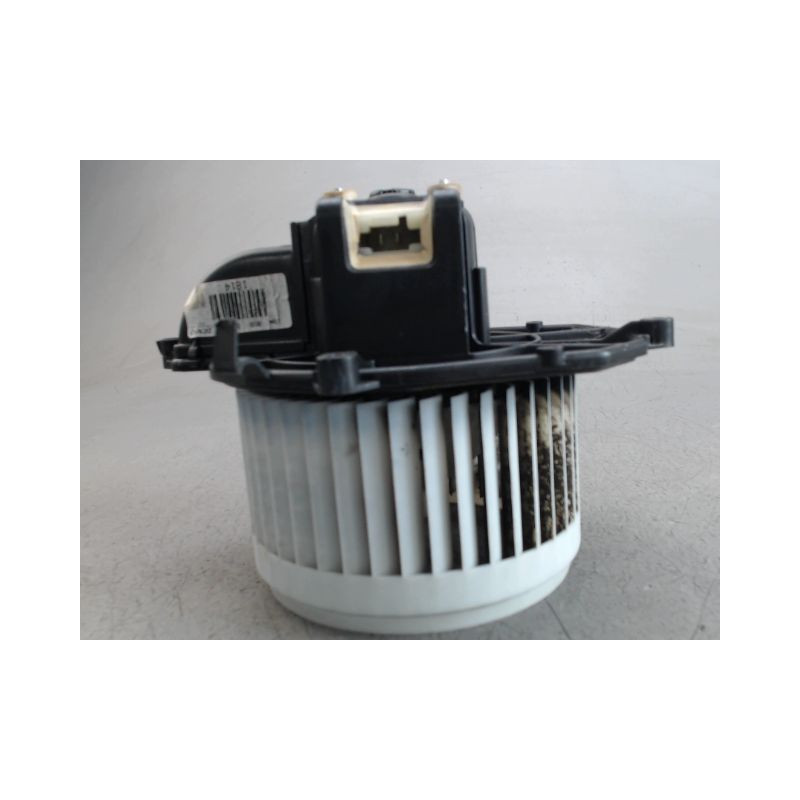 MOTEUR VENTILATEUR CHAUFFAGE PEUGEOT PARTNER