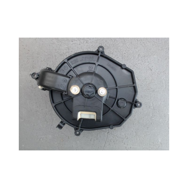 MOTEUR VENTILATEUR CHAUFFAGE PEUGEOT PARTNER