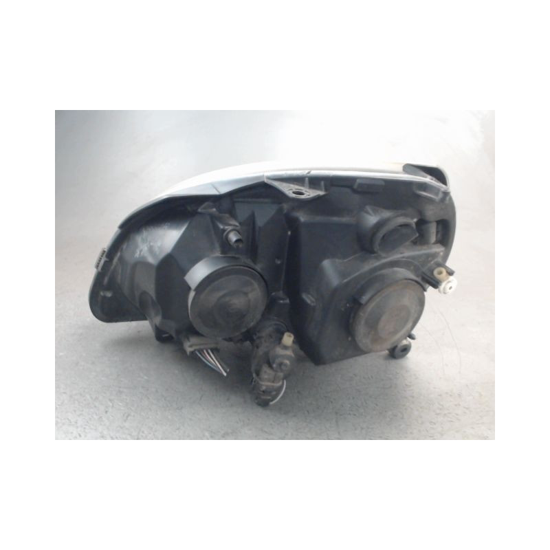 PHARE DROIT RENAULT CLIO