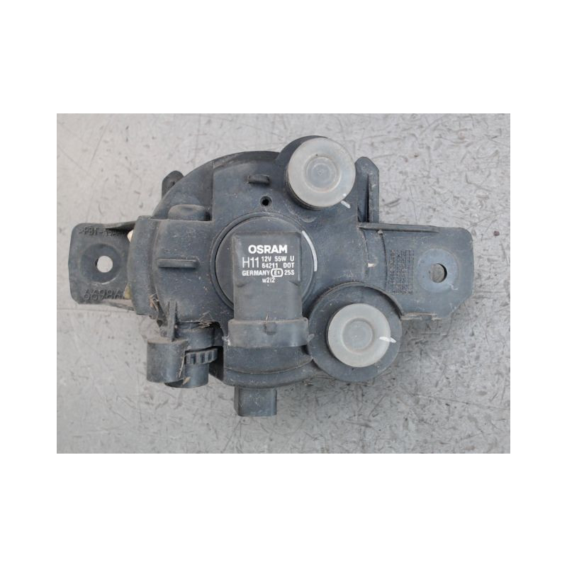 PHARE ANTIBROUILLARD AVANT DROIT RENAULT CLIO