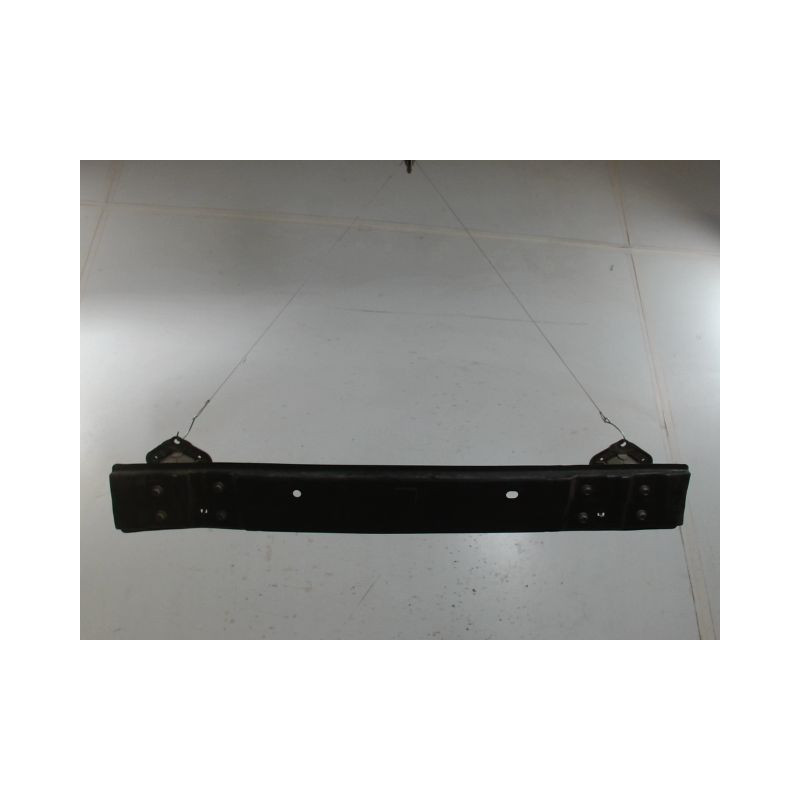 RENFORT PARE-CHOC ARRIERE  TOYOTA VERSO