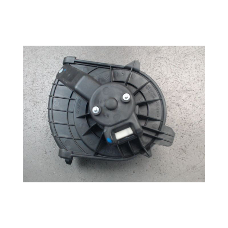 MOTEUR VENTILATEUR CHAUFFAGE RENAULT KANGOO