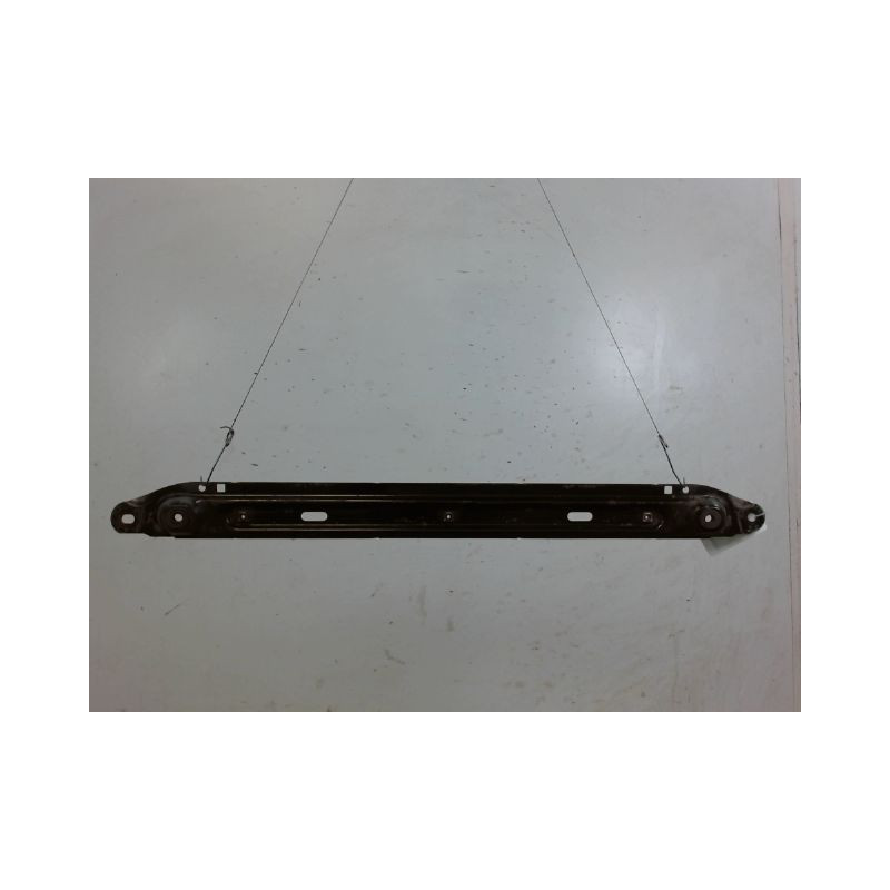 TRAVERSE INFERIEURE ARMATURE AVANT CITROEN C4