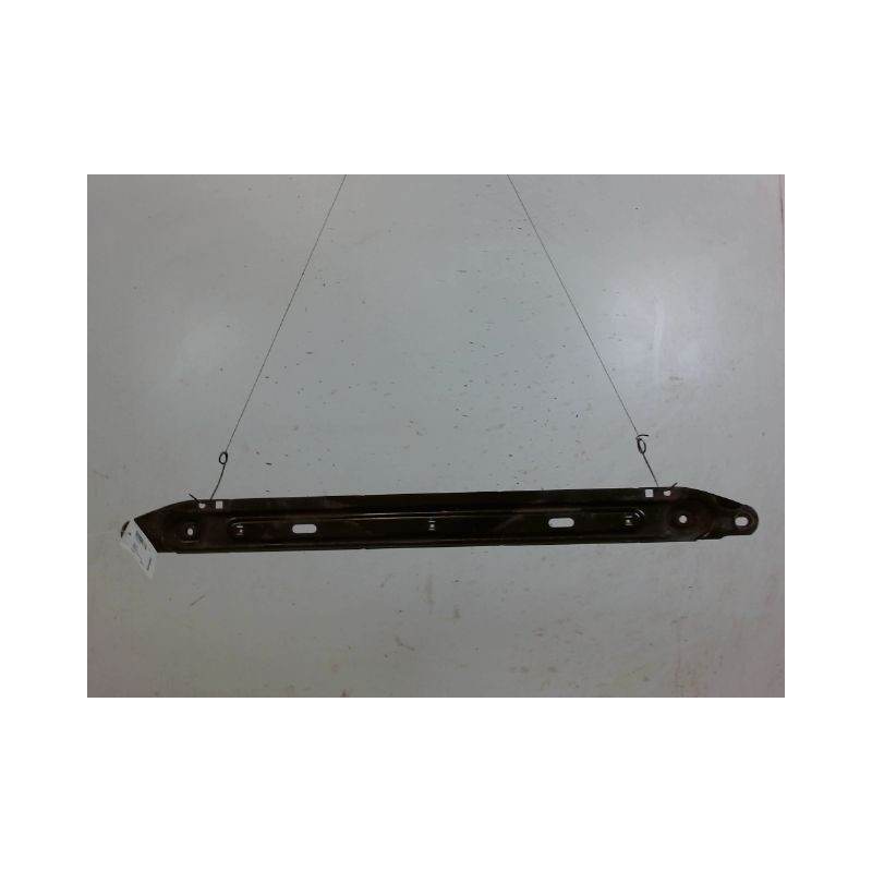 TRAVERSE INFERIEURE ARMATURE AVANT CITROEN C4